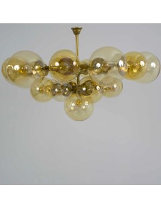 lámpara vintage colgante con aros efecto latón envejecido y bolas de cristal color ámbar transparentes 2