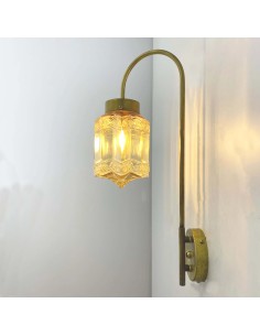 crystal sconces in classic design and elegant vintage style