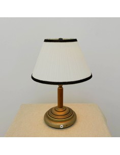 Lámpara de mesa estilo vintage con ribete de color dorado 2