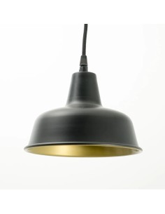 lámparas de techo vintage con una pantalla en forma de boquera y un acabado muy elegante en color negro mate