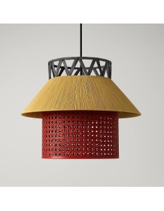 Lámpara colgante artesanal con diseño de ratán rojo y detalles de mimbre natural, estilo vintage. 2