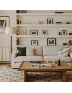 Full view of the Oliana lamp, 160 cm in height 2