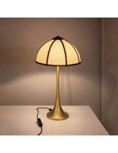 lámpara de mesa Talia base latón pantalla lino beige ribete negro 2