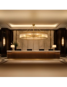 Diseño circular en dorado y cristal que combina elegancia, brillo y sofisticación. 2