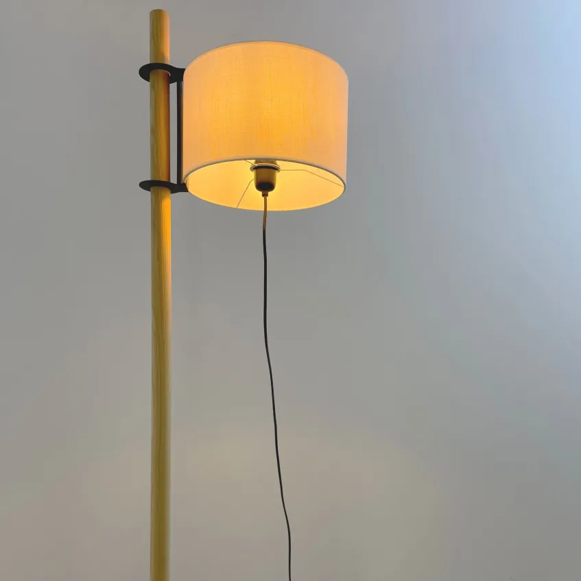 lámpara de dormitorio perfecta para colocar en todo tipo de diseños rústicos y decoraciones vintage